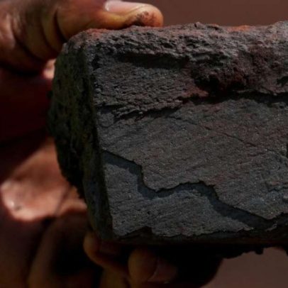 Minério de ferro cai pela quarta sessão ante estoques altos na China