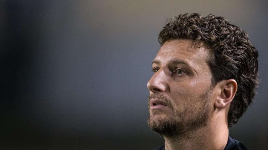 Elano pede a presença de Neymar na Copa (Photo by Ricardo Nogueira/Getty Images)