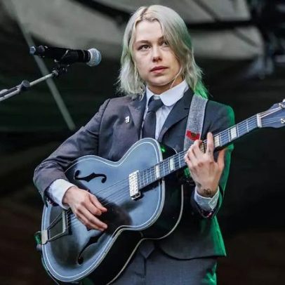 Phoebe Bridgers faz shows com músicas inéditas em sigilo, segundo relatos
