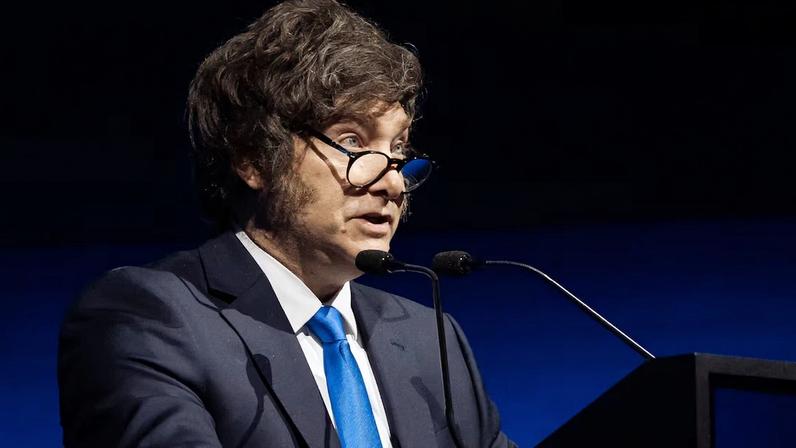 Javier Milei: a parcela de eleitores que classificou o aumento dos preços entre suas maiores preocupações diminuiu.