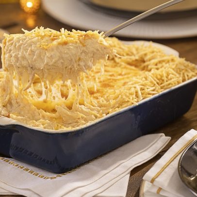 Receita clássica de fricassê de frango com milho ganha evidência