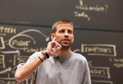 CNMV usa Piqué e José Elías para explicar danos da informação privilegiada