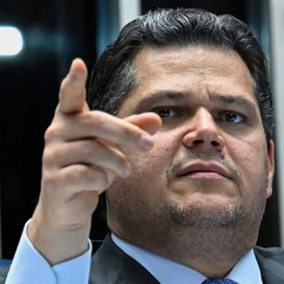 Alcolumbre encaminha PEC à comissão do Senado sobre fim da escala 6x1