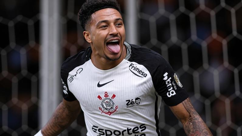 Lingard vira primeiro inglês a marcar na Libertadores após Copa do Brasil