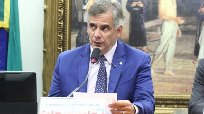O presidente da CCJ vai escolher um nome moderado para processo ligado a motim