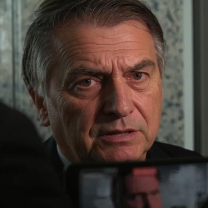 Bolsonaro apresenta boa evolução clínica e dor controlada, dizem médicos