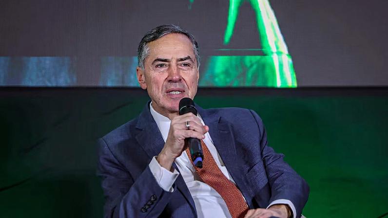 Barroso declara voto em pré-candidato do PSB ao Senado no Rio