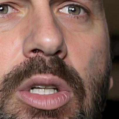 PF apura verba de Vorcaro para filme sobre Bolsonaro e Eduardo Bolsonaro