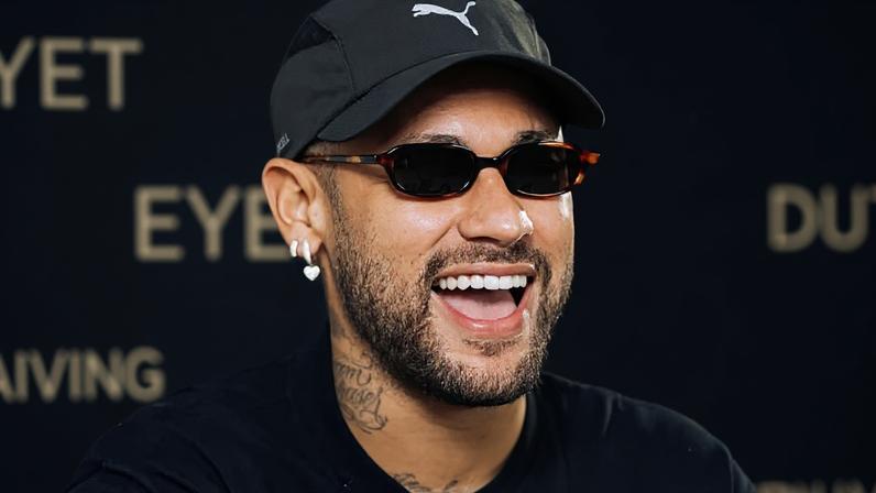 Neymar garante que não há mais problema físico nenhum. A partir de hoje foco total na Copa