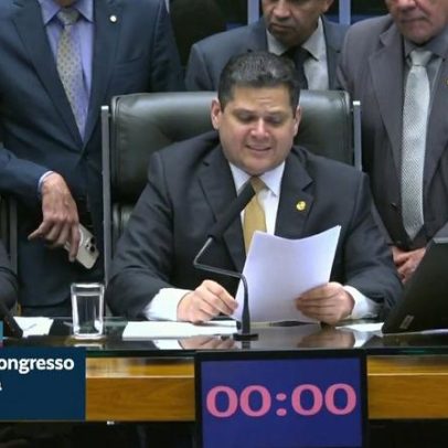 Presidente do Congresso promulga Lei da Dosimetria