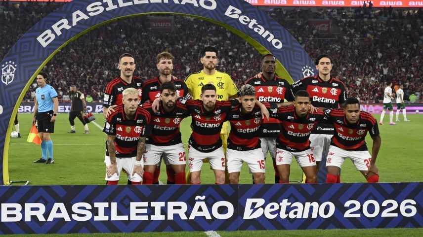 Jogadores do Flamengo antes da partida contra o Palmeiras — Foto: André Durão
