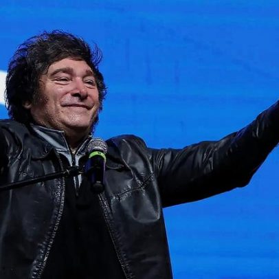 Milei rebate profetas do apocalipse em discurso