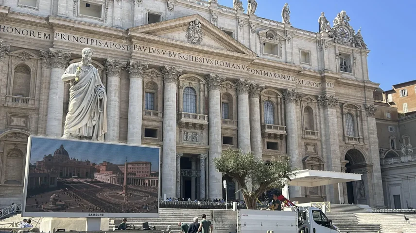 Vista da Praça São Pedro, no Vaticano (Foto: EFE)