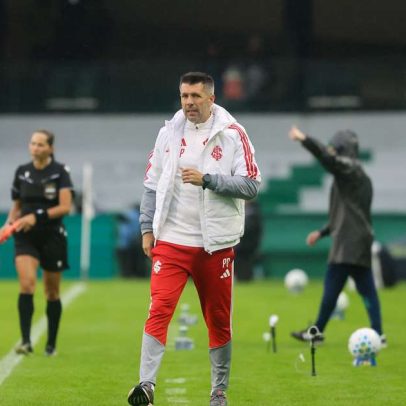 Pezzolano celebra empate em Curitiba