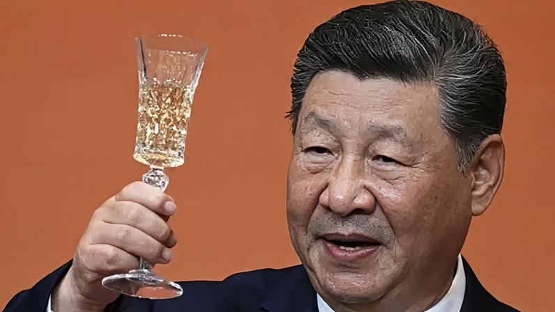 For the last week, the Chinese leader looked like the man everyone wants to meet