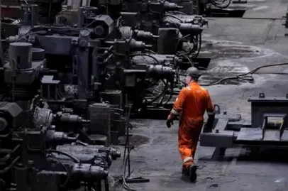 British Steel deve ser nacionalizada, afirma Starmer