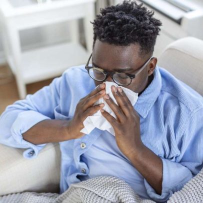 Resfriado ou gripe: como diferenciar e cuidar no frio
