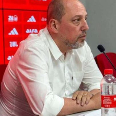Conselho do Internacional decide futuro financeiro de Barcellos em reunião