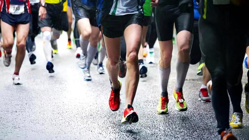 De provas de 5 km a maratonas completas, o calendário esportivo cresce ano a ano, acompanhado por patrocinadores de peso, influenciadores digitais e uma legião de corredores amadores – depositphotos.com / mikdam