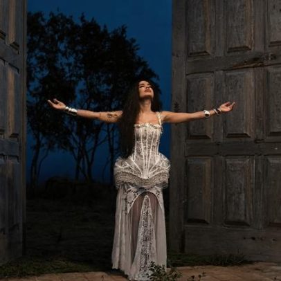 Anitta pode transformar "Deus Existe" em hino de celebração ao fim da escala 6×1