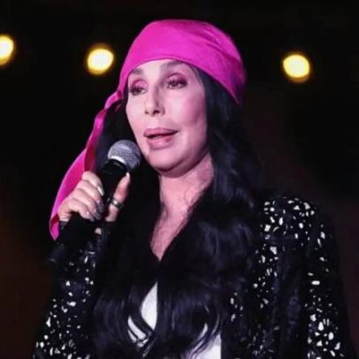 Cher completa 80 anos com carreira premiada em música, TV e cinema