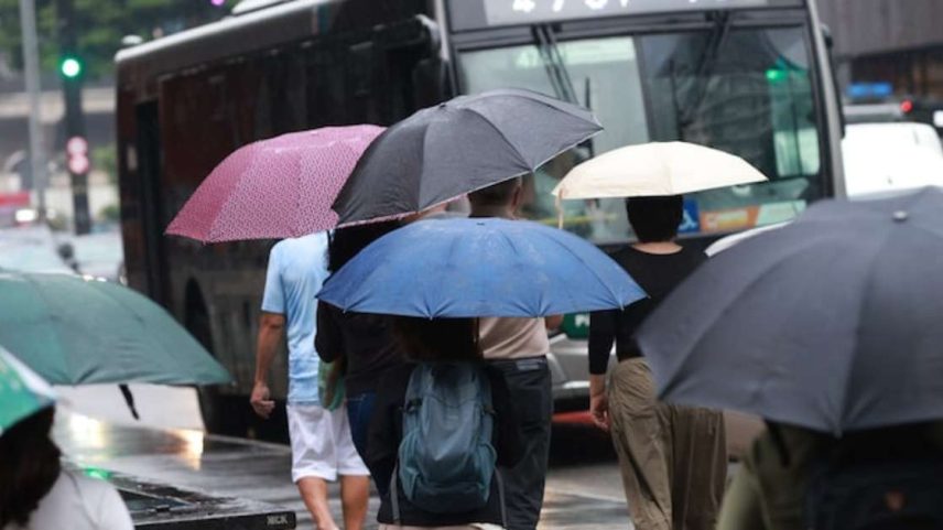 Registro de dia chuvoso em São Paulo.