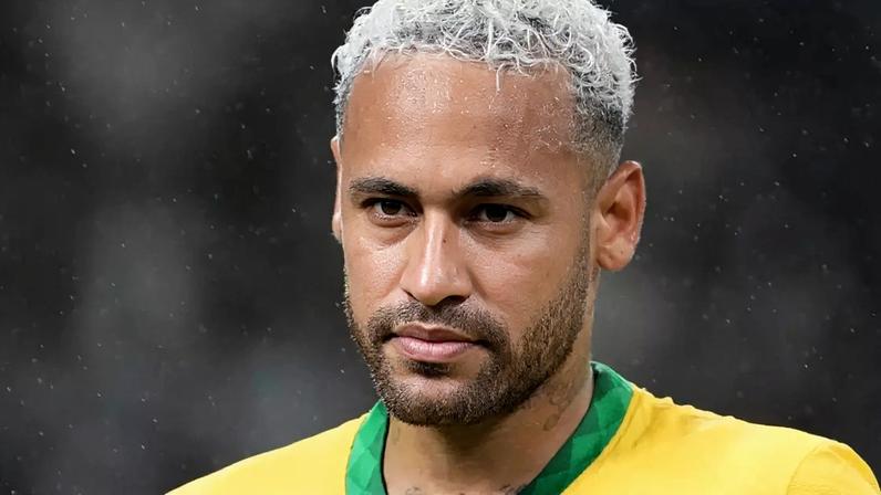 Neymar vai ser cortado da Copa 2026? Com lesão, jogador passa por exame em clima de sigilo total.