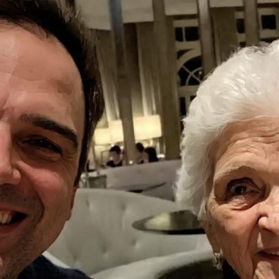 Tadeu Schmidt revela falecimento da mãe, Dona Janira, aos 92