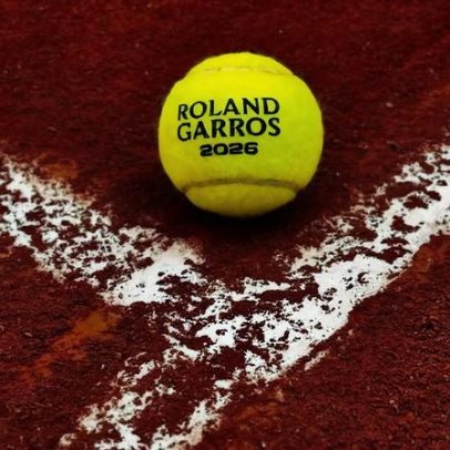 Roland-Garros começa com polêmica sobre divisão de receitas e dois brasileiros em quadra