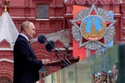 Putin denuncia a OTAN em desfile reduzido do Dia da Vitória