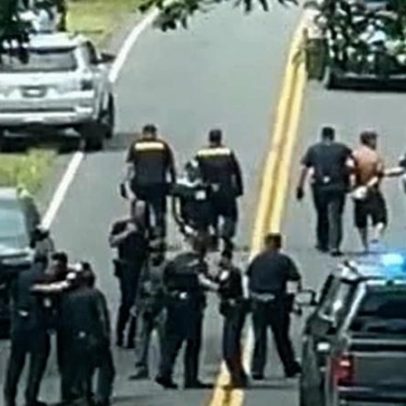 Suspeito preso em caverna na Grande Ilha por homicídios de três idosos