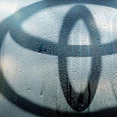 Toyota registra patente de motocicleta com motor a hidrogênio