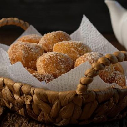Bolinho de chuva com banana: receita simples que evoca infância