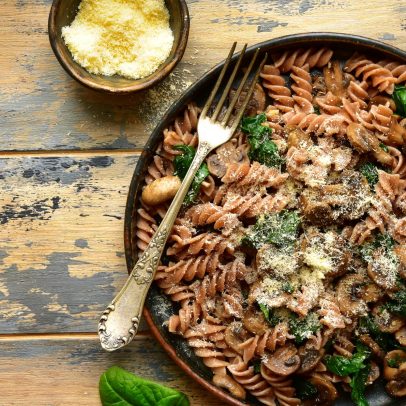 Pasta integral é saudável? Saiba a verdade sobre macarrão de grãos inteiros