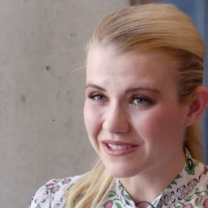 Elizabeth Smart estreia no bodybuilding com susto, orgulhosa da sua trajetória