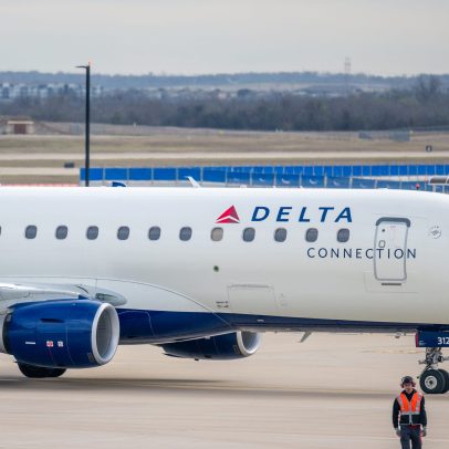 Delta reduz serviço de alimentos e bebidas em voos curtos