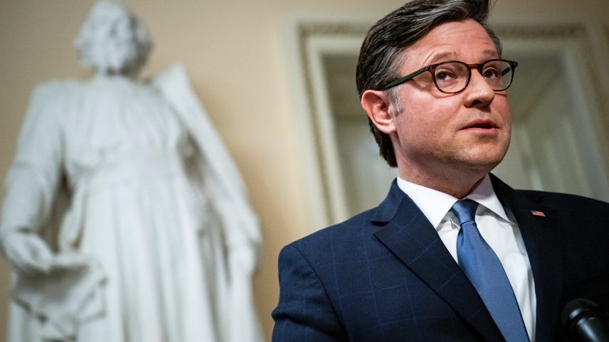 Lutas internas no GOP atrasam agenda de Trump antes das eleições de meio mandato