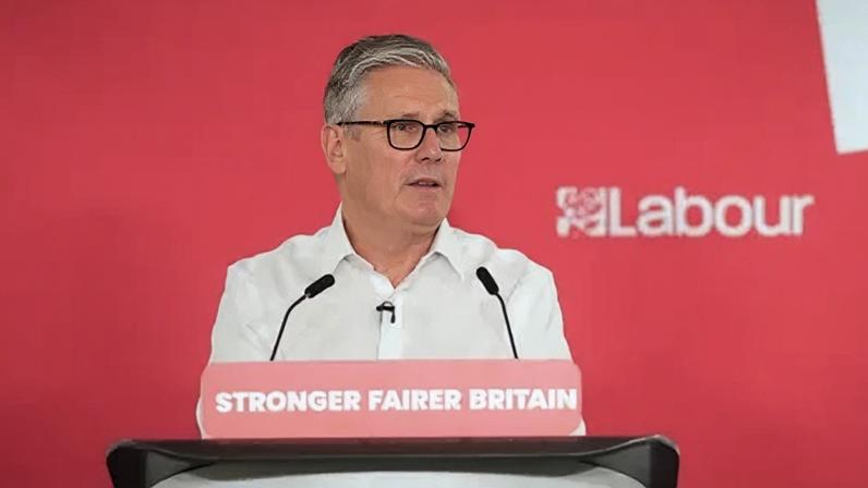 Starmer enfrenta crise de liderança