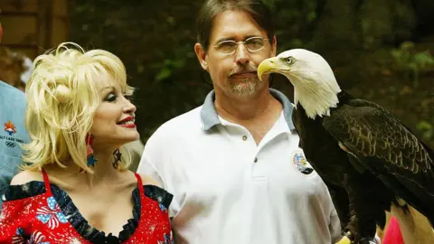 Dolly Parton donated two bald eagles to the Smithsonian National Zoo in 2003