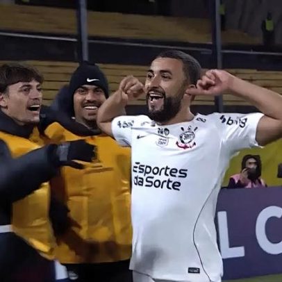 Labyad celebra primeiro gol pelo Corinthians e solicita permanência de Depay