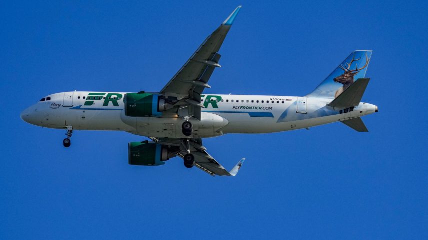 A Frontier Airlines Airbus A319-100 jet loads at the Denver International Airport April 11, 2008.