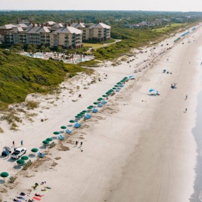 8 resorts familiares com praias privadas que valem reservar agora