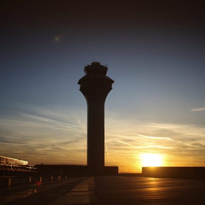FAA afirma que IA pode evitar desastres aeronáuticos mais rapidamente