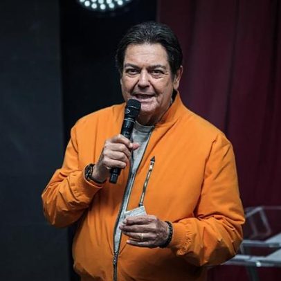 Faustão tem alta adiada e segue internado em SP para check-up
