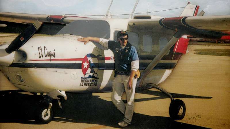 Carlos Costa, que pilotava um dos dois aviões, foi um dos quatro ativistas da organização Irmãos ao Resgate que morreram no ataque