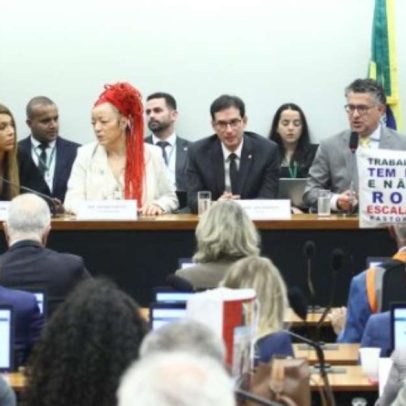 Deputado gaúcho pede vista e adia votação da PEC da jornada de trabalho