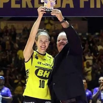 Michelle cita psicólogo após vitória; Ressurgimos das cinzas