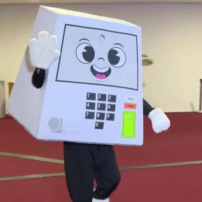 Pilili, nova mascote do TSE, representará a urna nas eleições de 2026