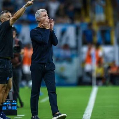 Grêmio perde para o Flamengo em casa e cai na zona de rebaixamento