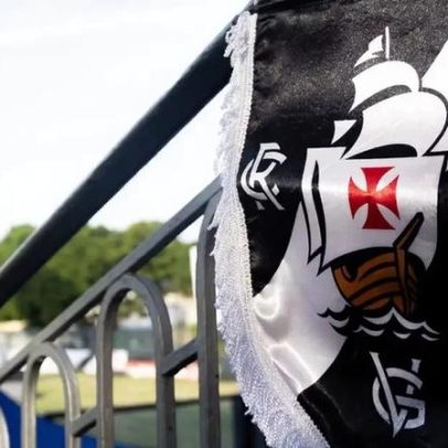 Jogadores do Vasco são cobrados na porta do CT após derrota